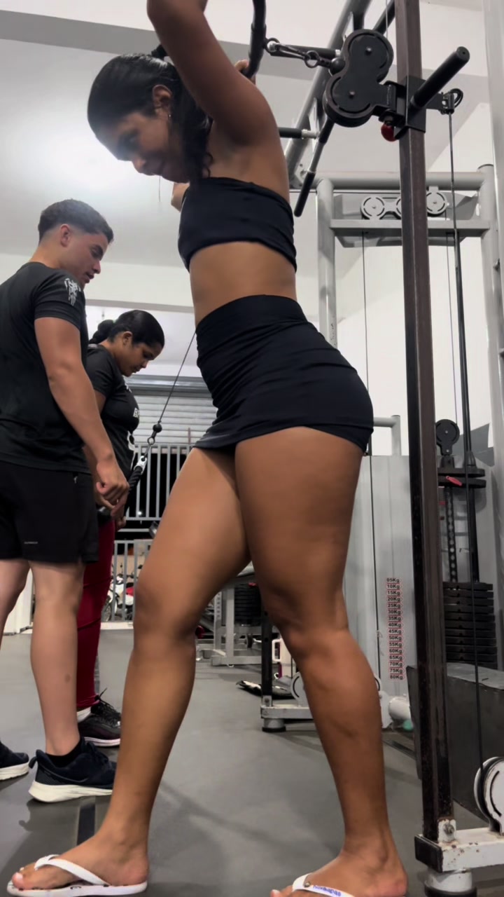 @Tais Ara&uacute;jo