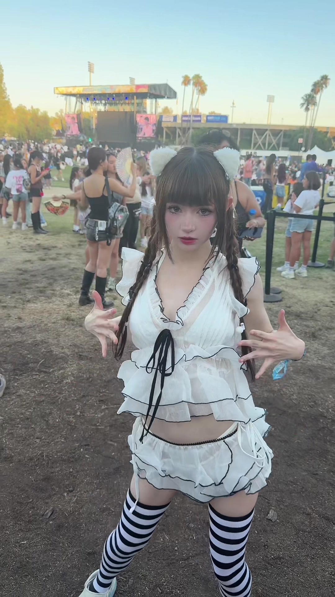 @tay ໒꒱ ‧₊