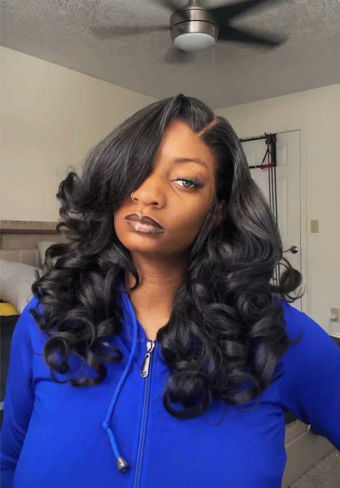 @BLUE EYES DOLLZ