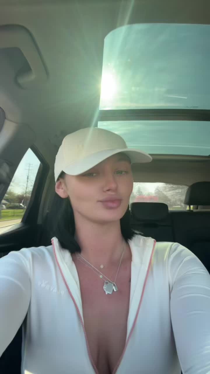 @MISSMILLYAN