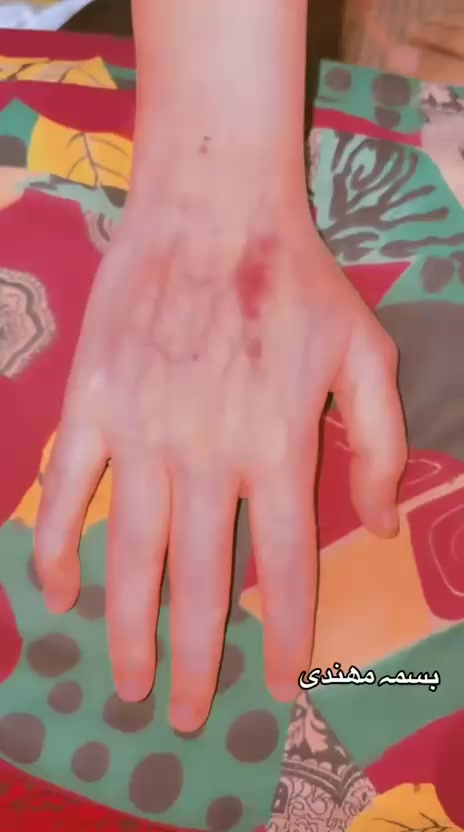 @مہندی آرٹسٹ💅🏻🦢🌸