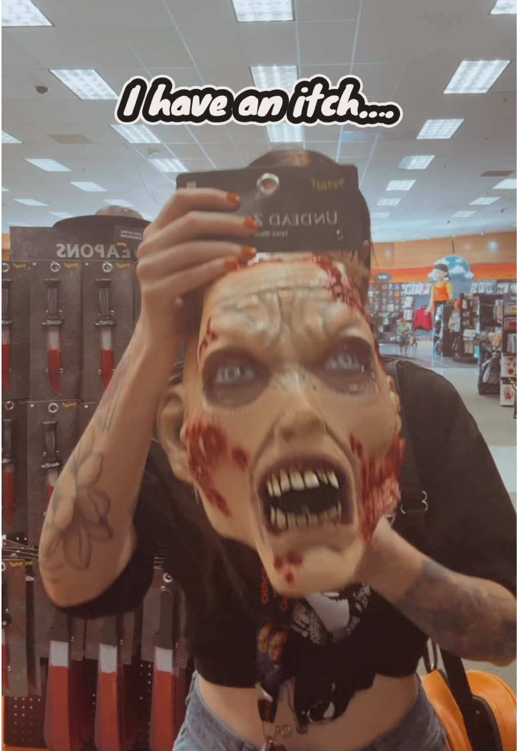 @tannieloveshorror