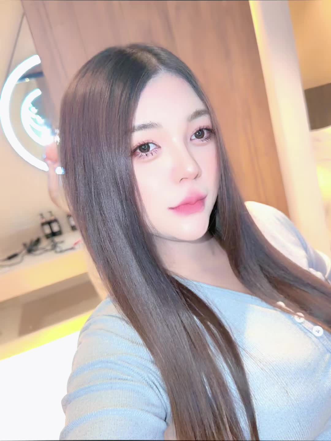 @โมเมย์.💋
