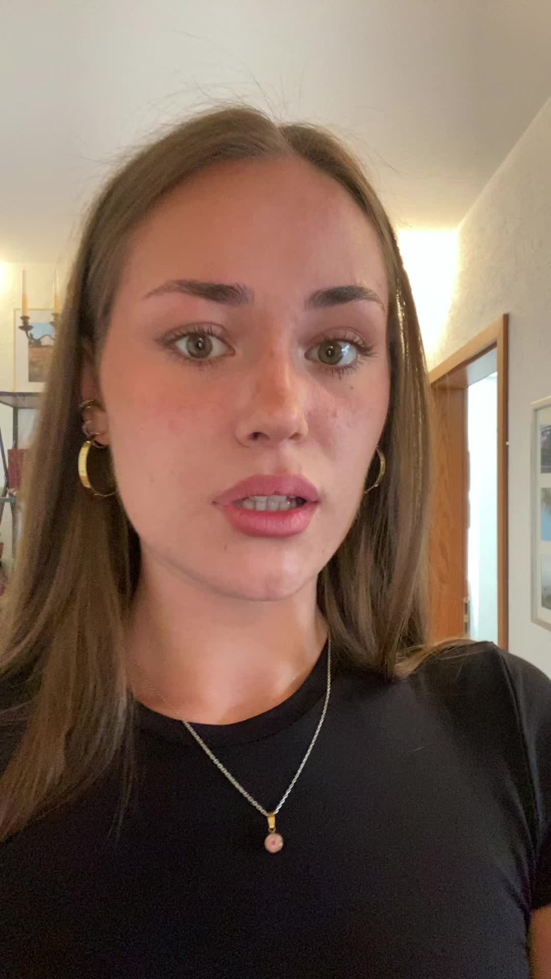 @Coraaaa