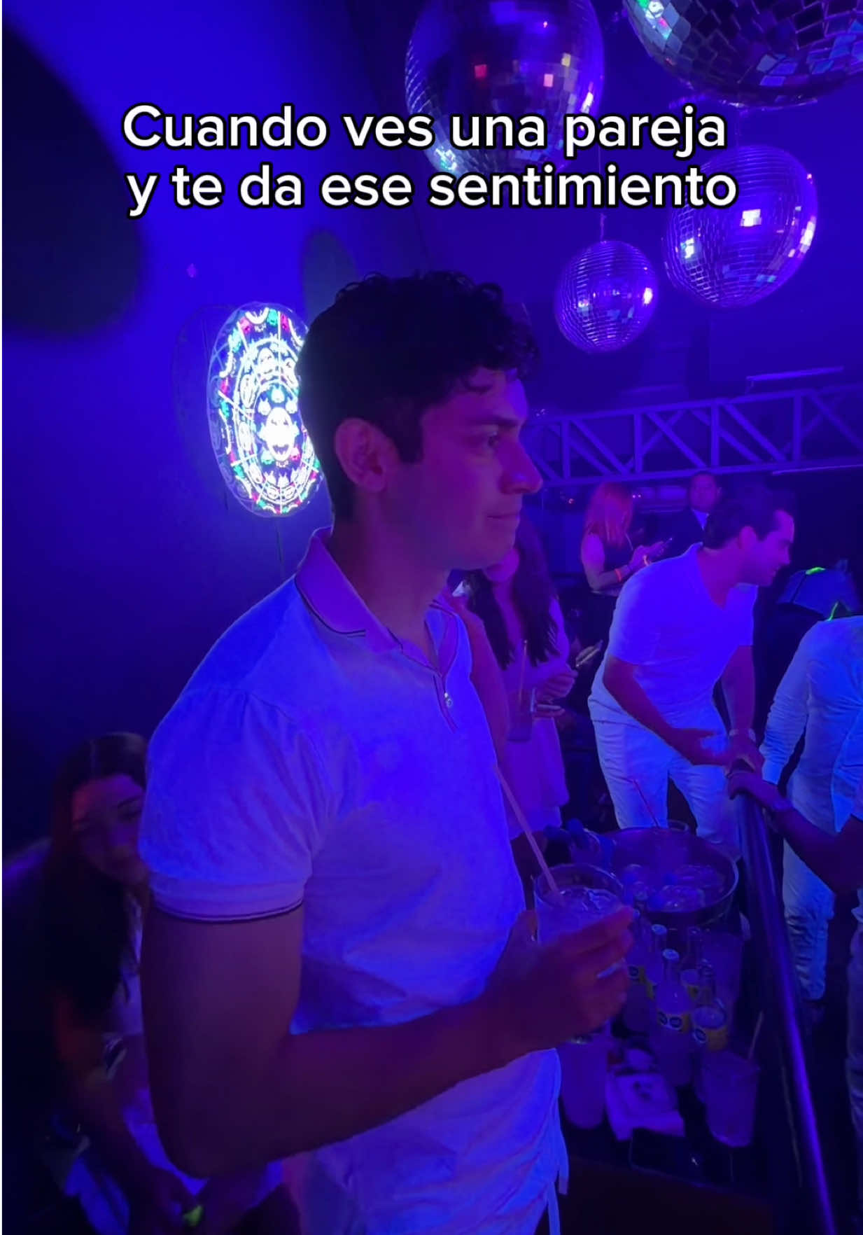 @Criscasas98