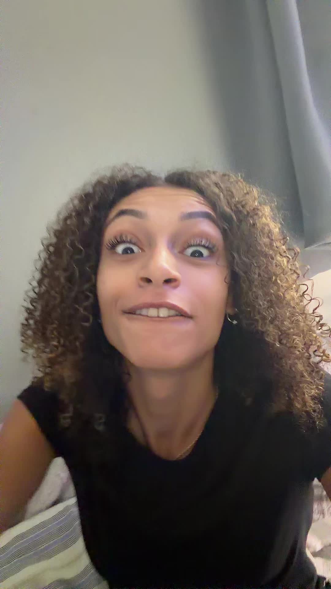 @carleeebaee