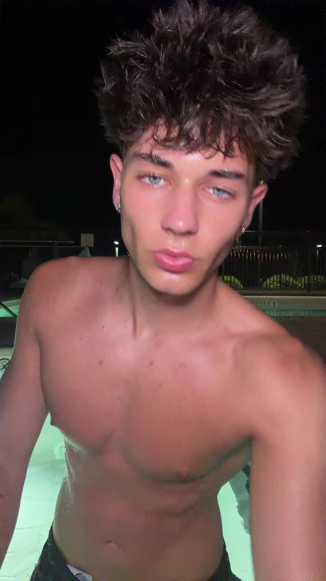 @Daniel🥞