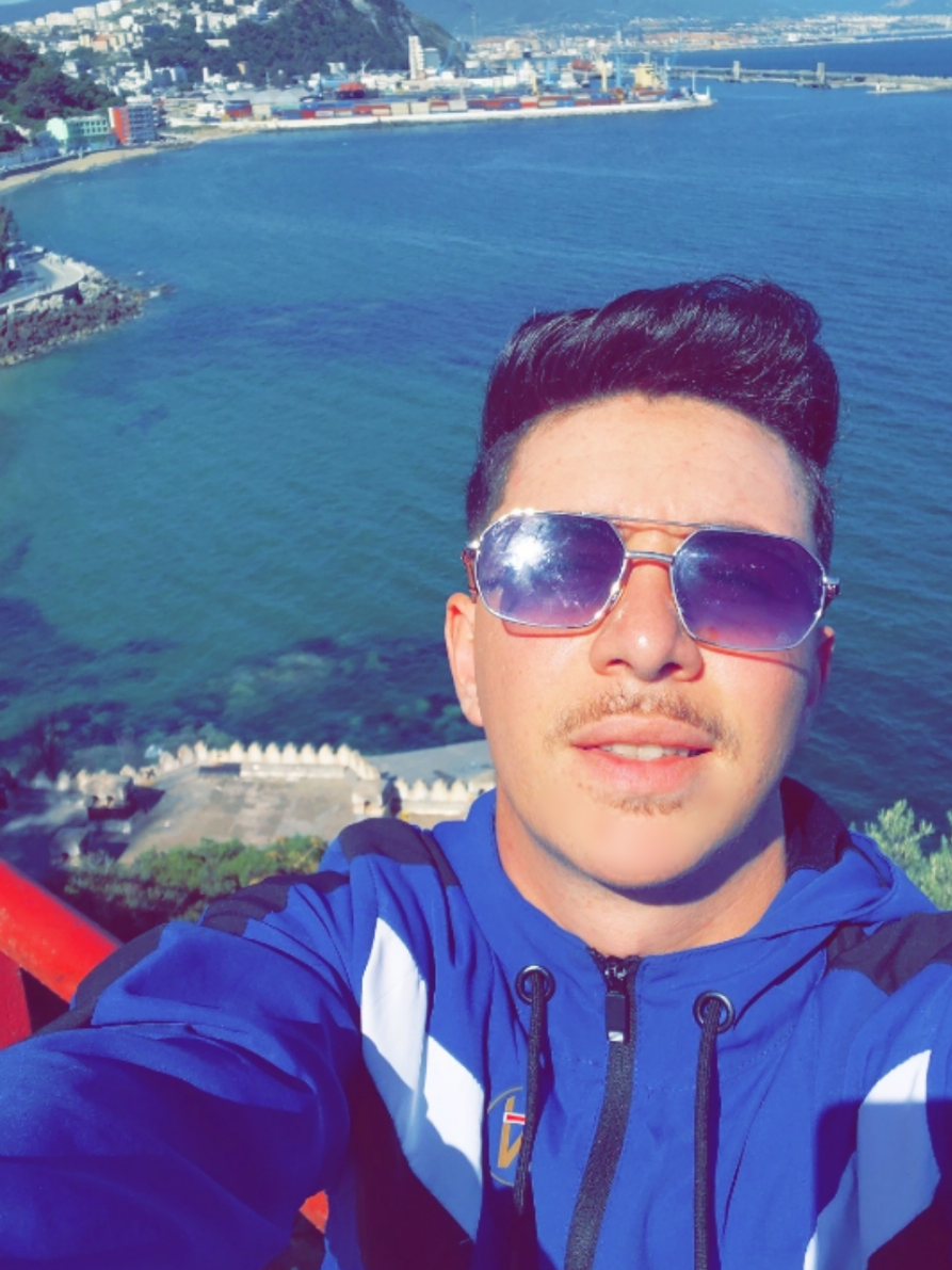 @LA3WI9AL_21.🐺🇫🇷