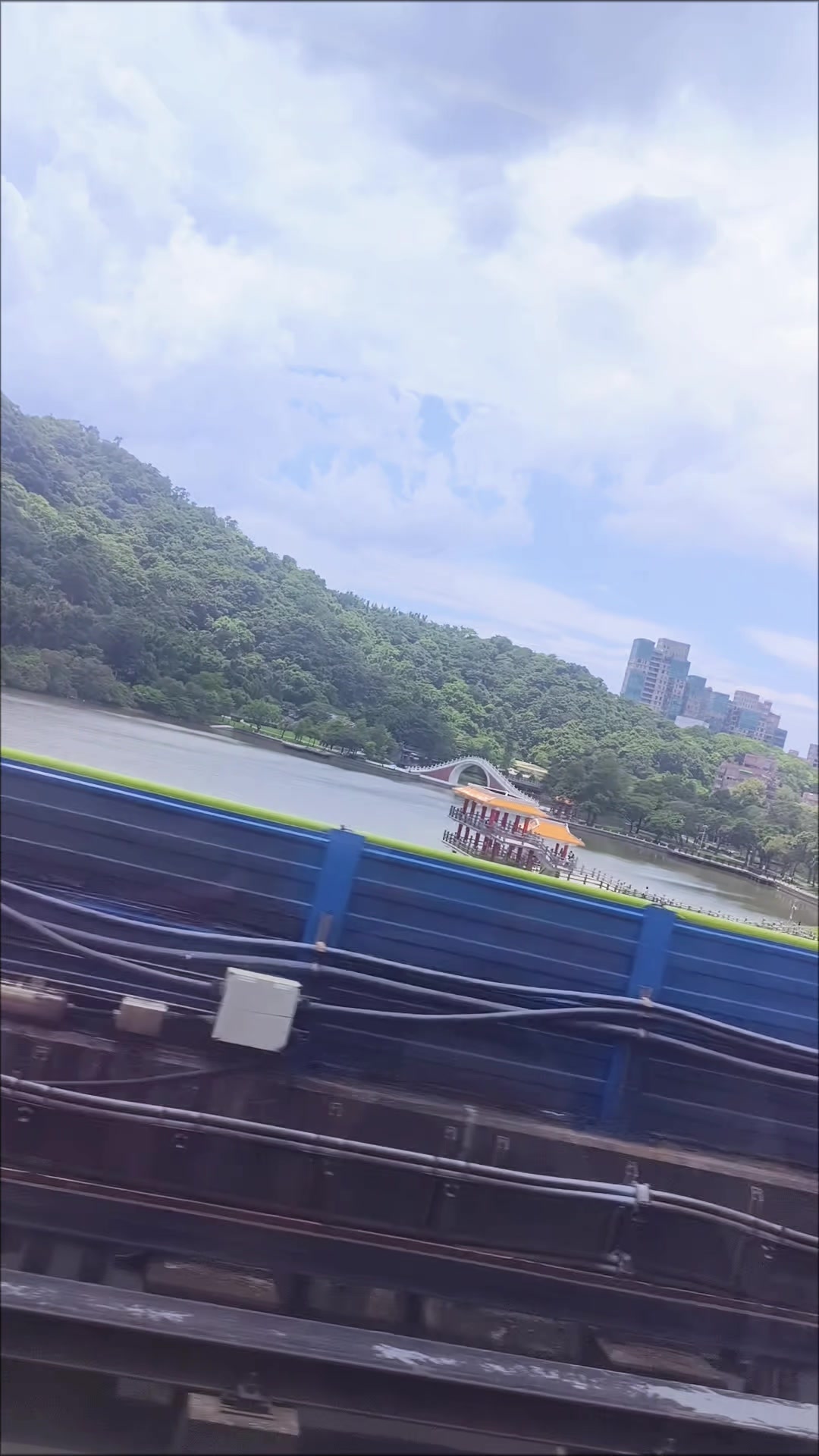 @๐ฌ๐๐๐๐๐๐_s