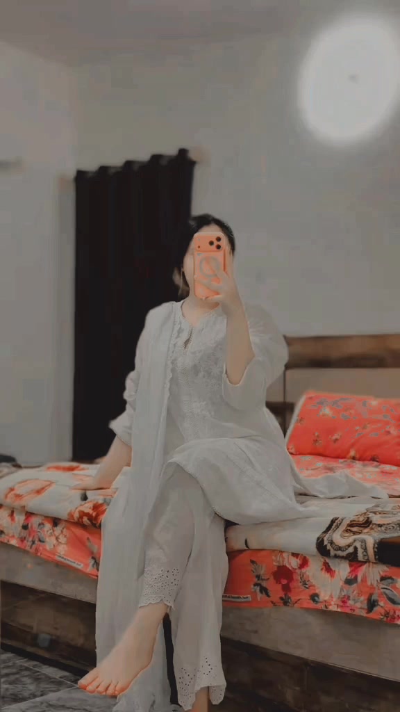 @Pagal Larki