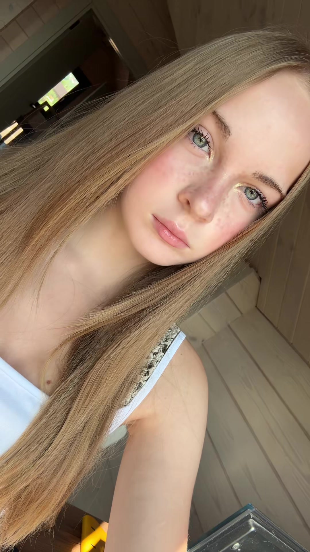 @eveleeshk