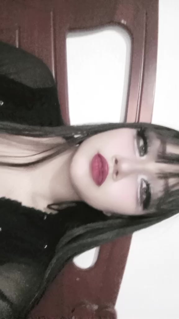 @Geela.☠️