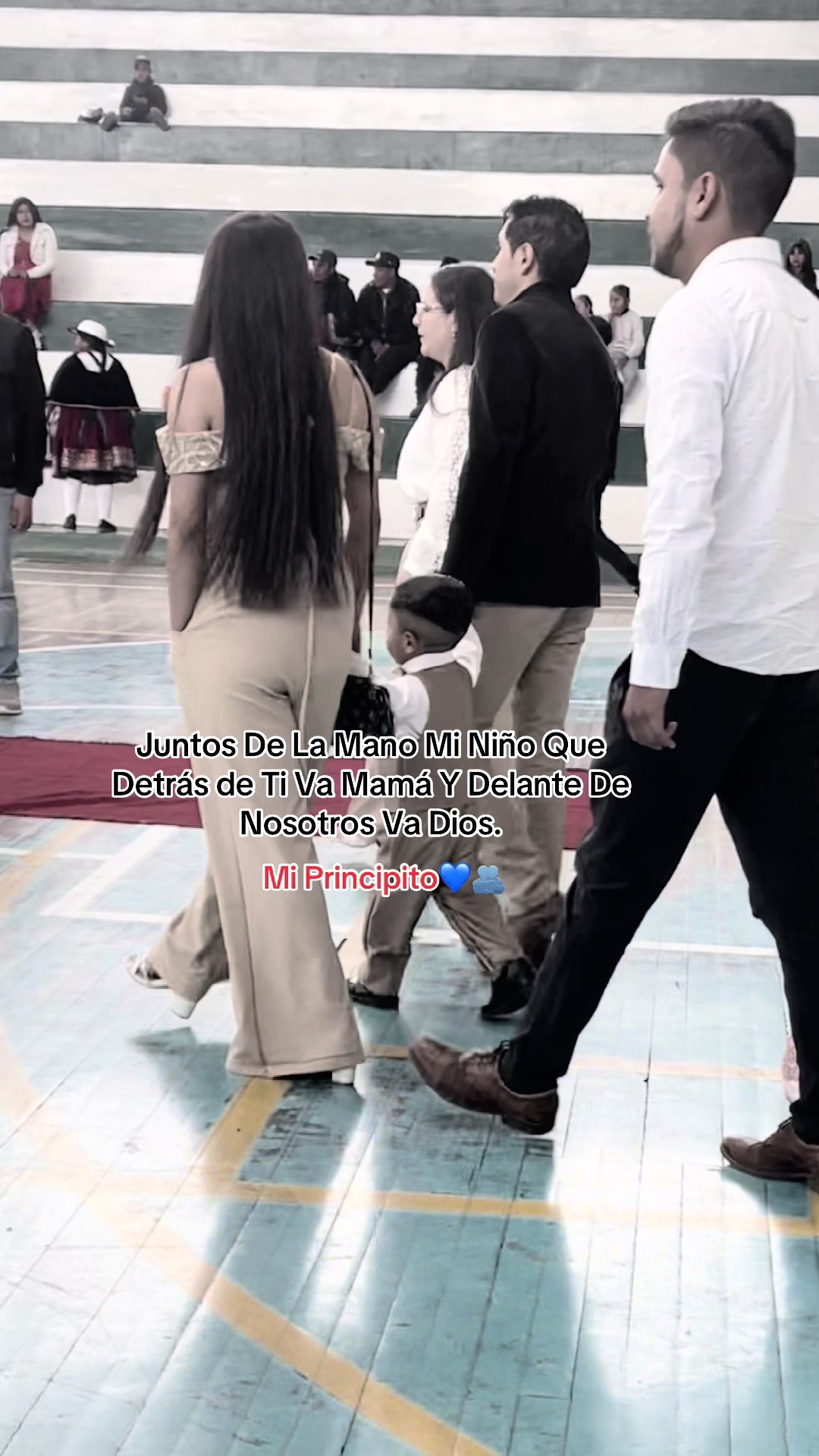 @Sîľ~vîä🦋