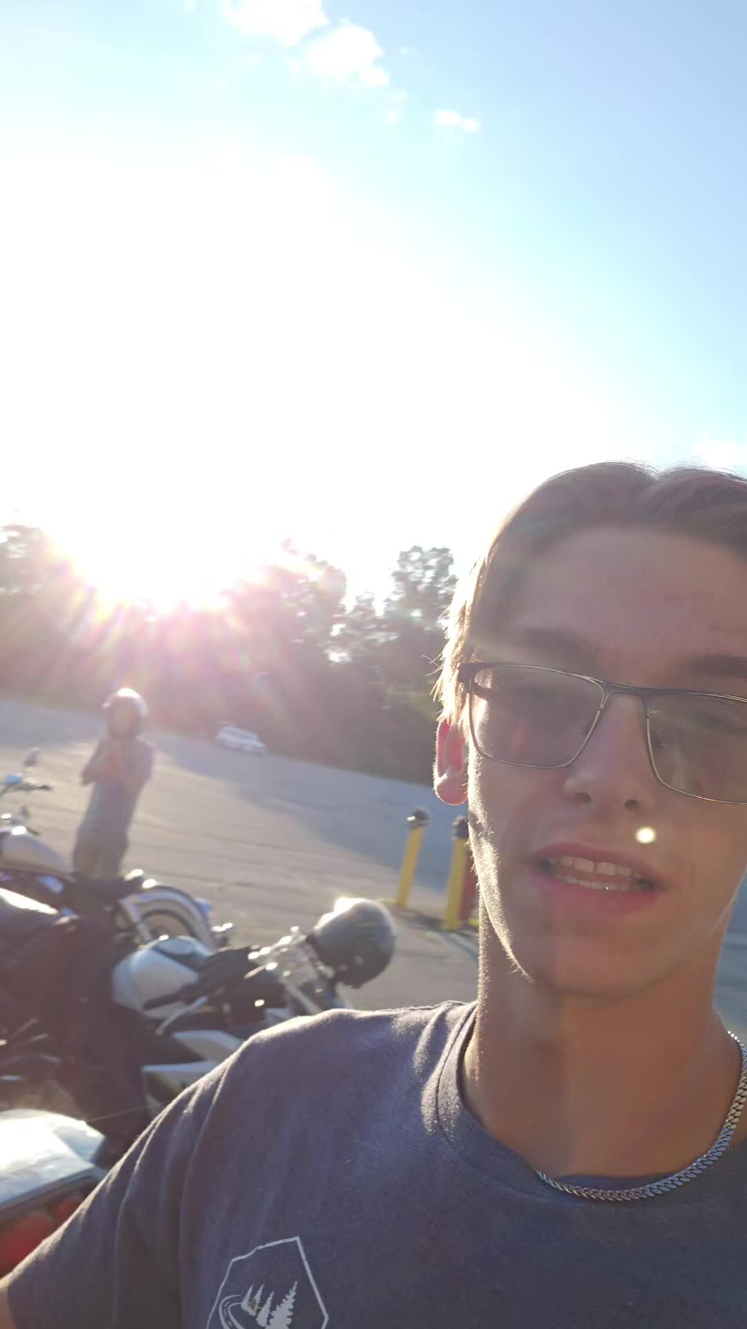 @renny_650
