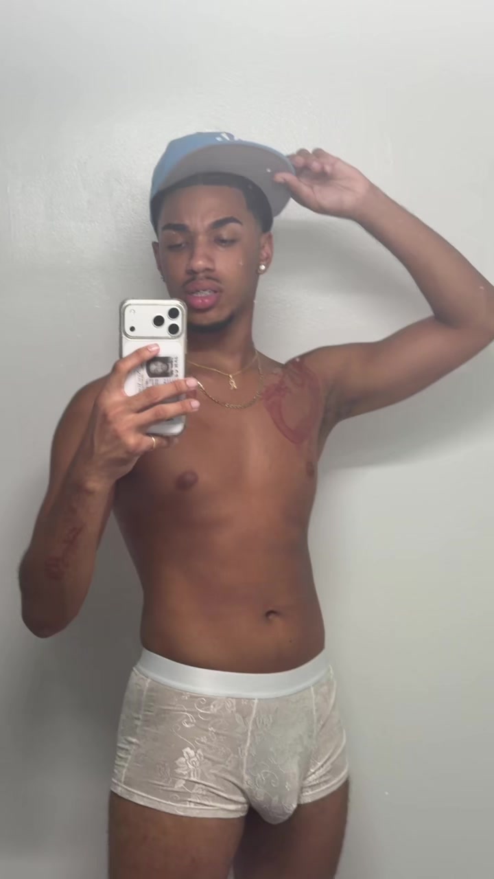 @Romeo_the_hbic