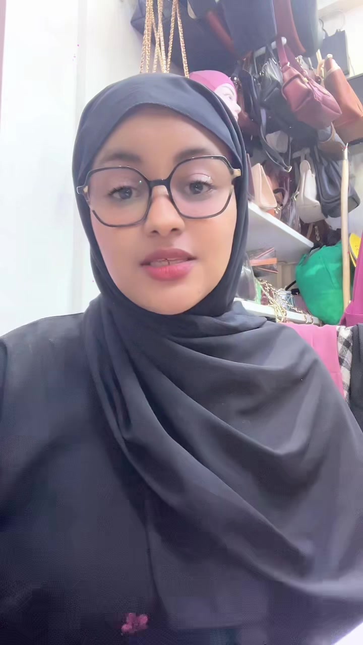 @Miya_designs