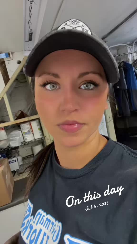@jleighb700