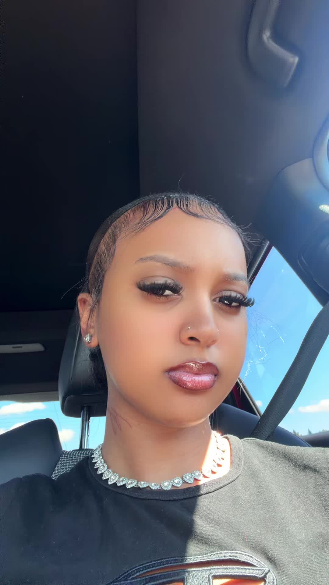 @shariya