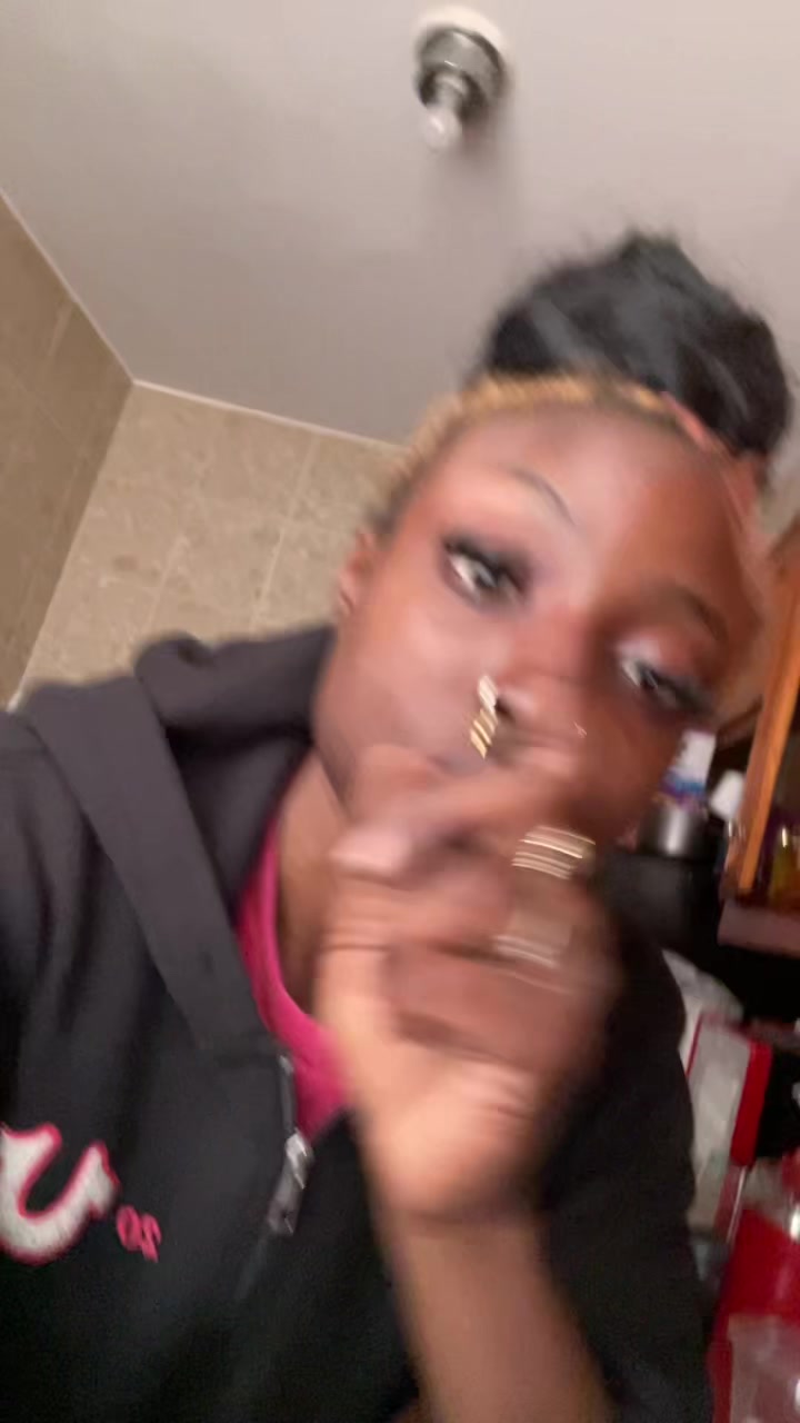 @Chocolate_cait