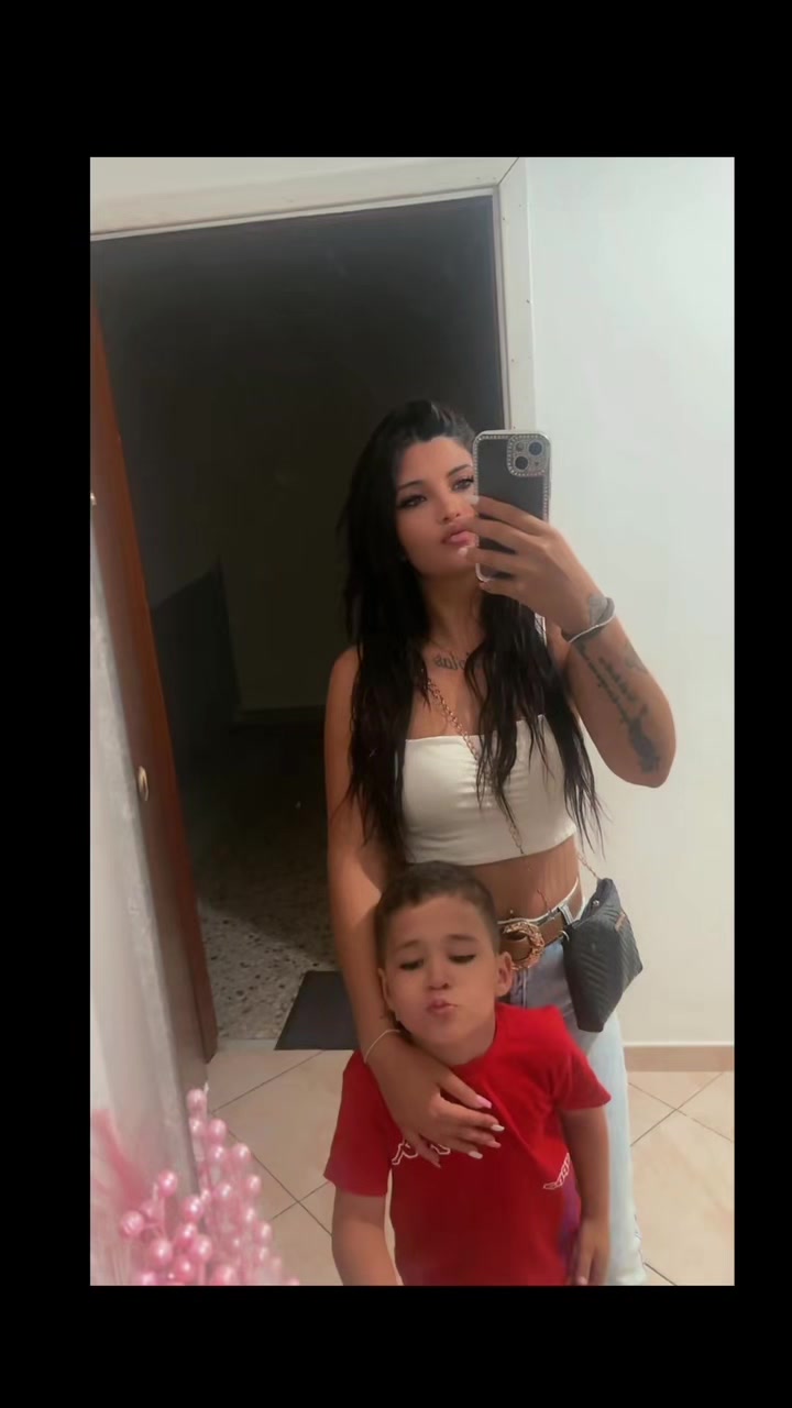 @Jenny🖤