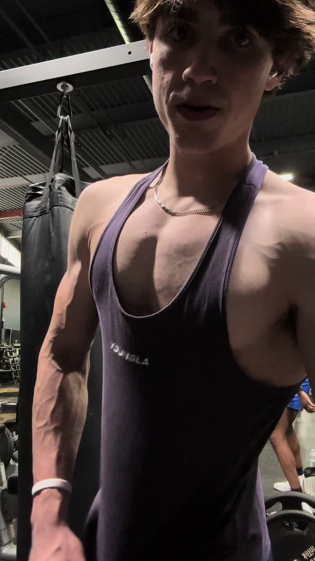 @Mikeypovvvv