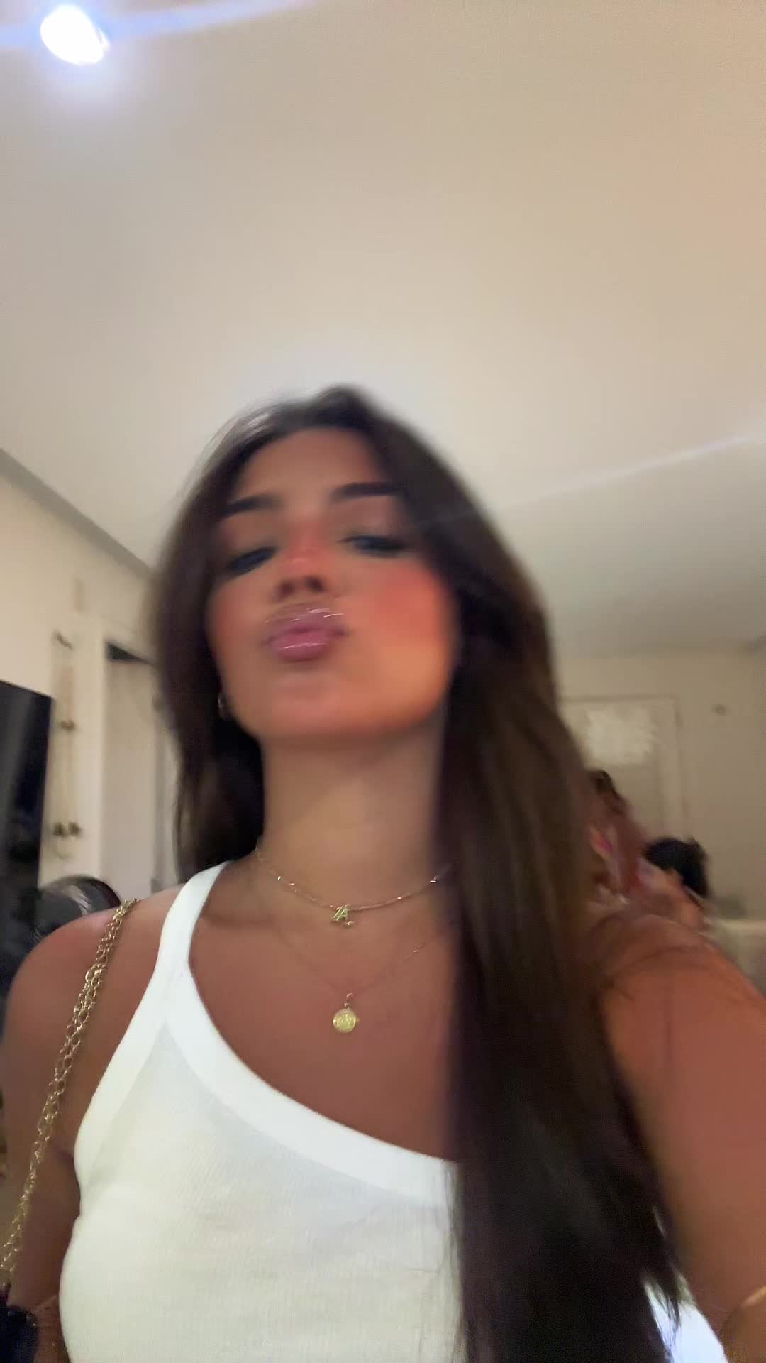 @ana luiza valenzi