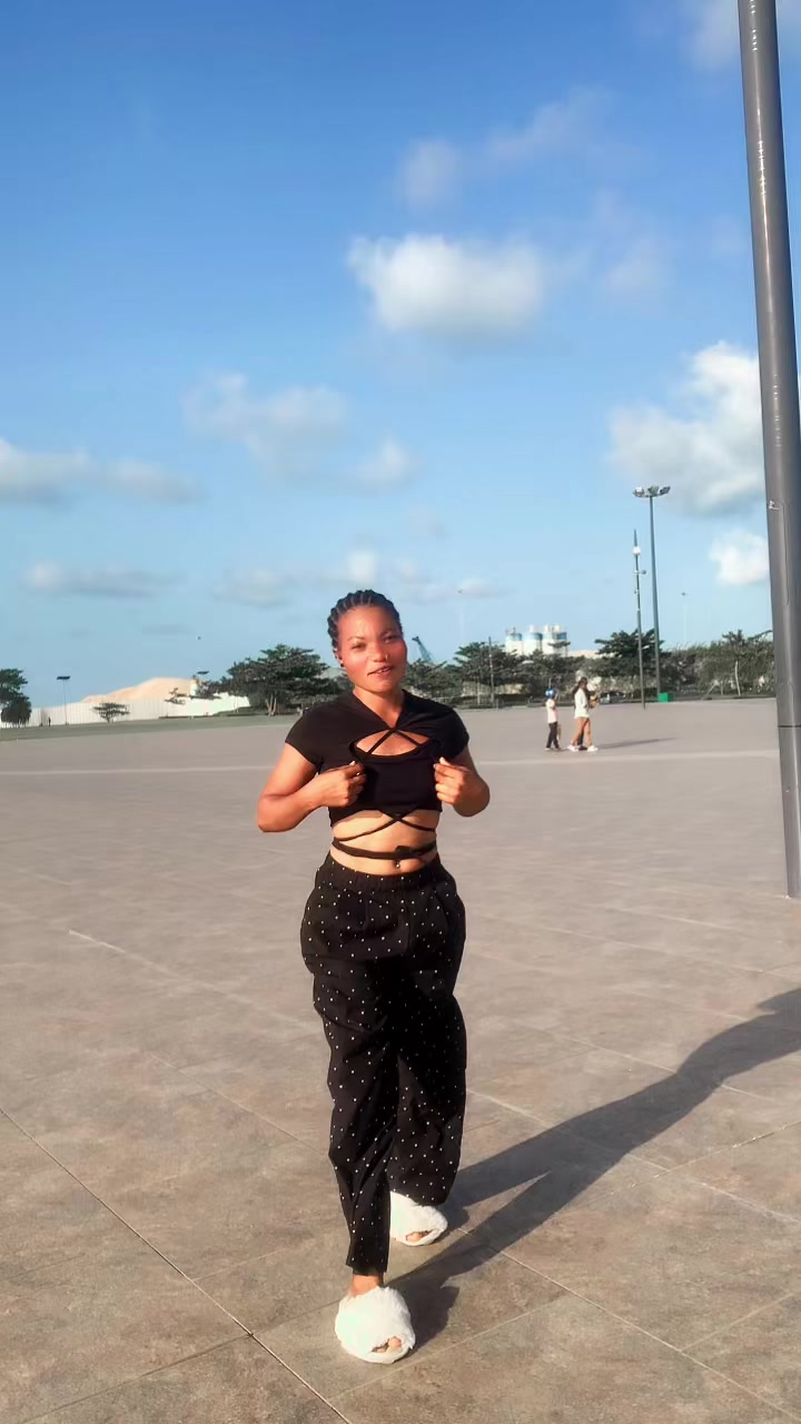 @minissia228