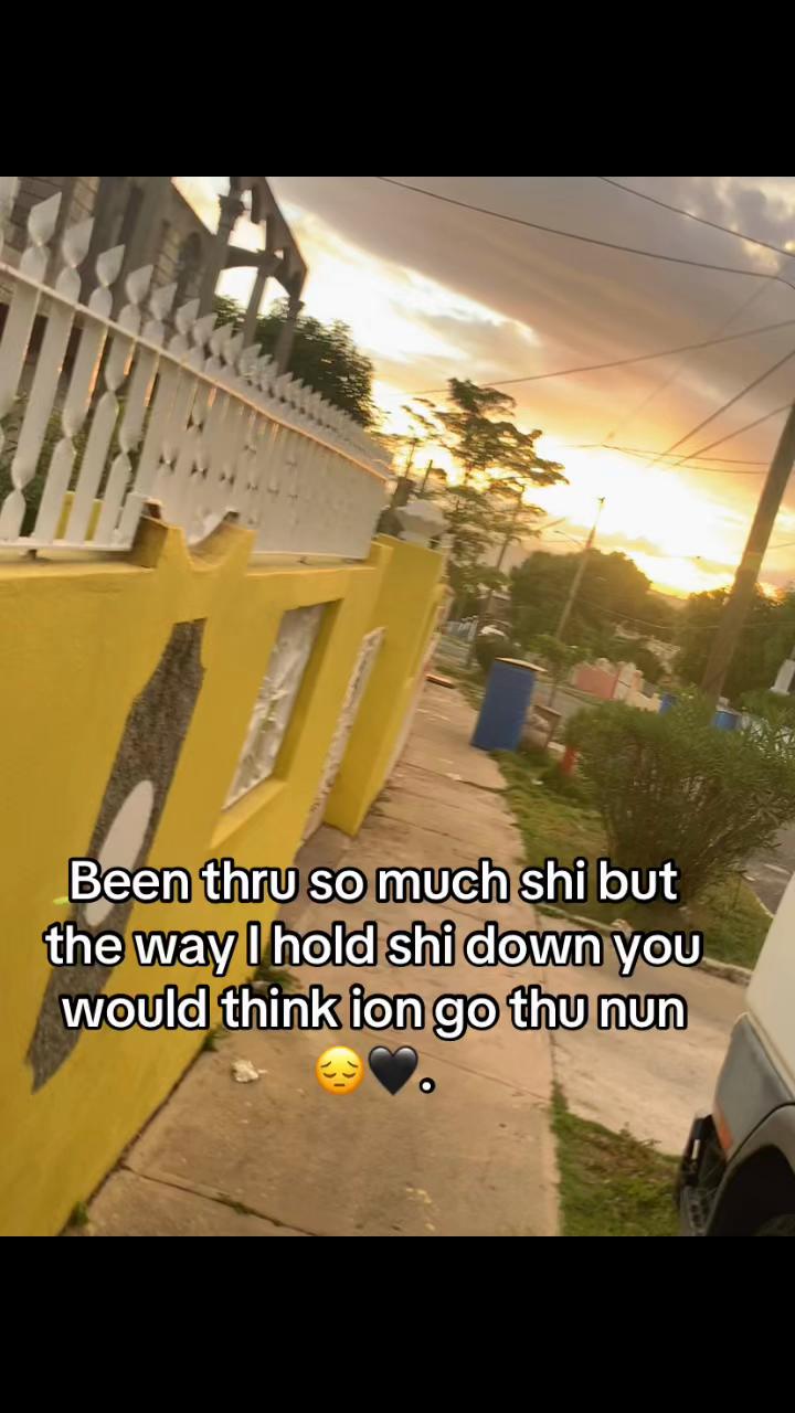 @👤