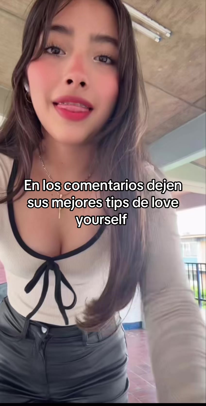 @Leslie