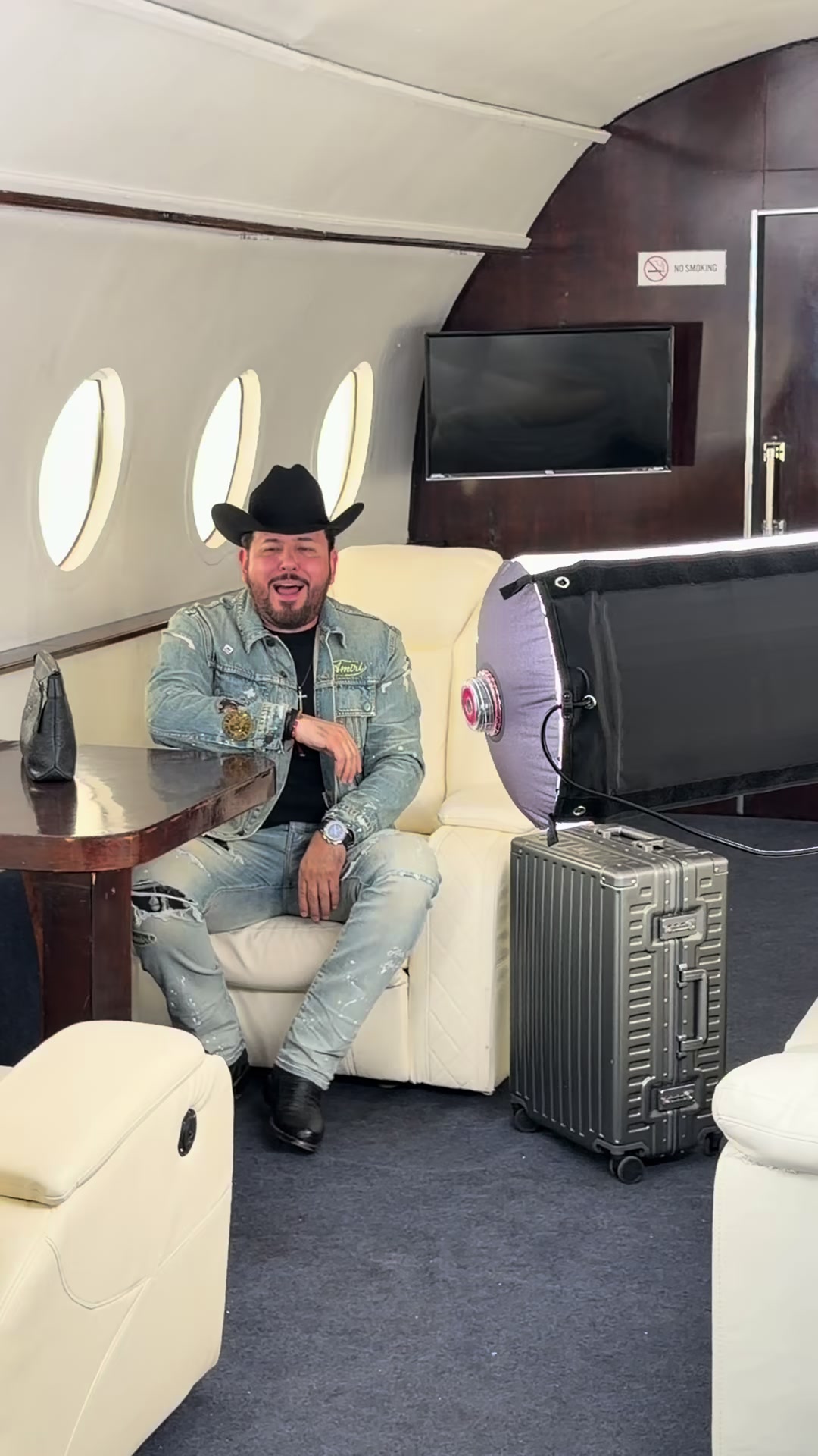 @Roberto Tapia
