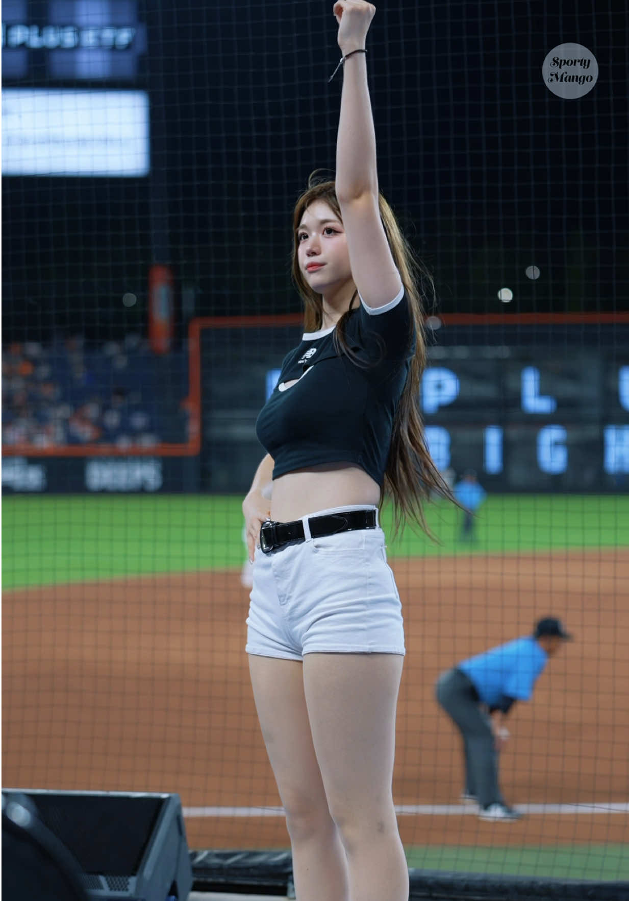 @sporty mango