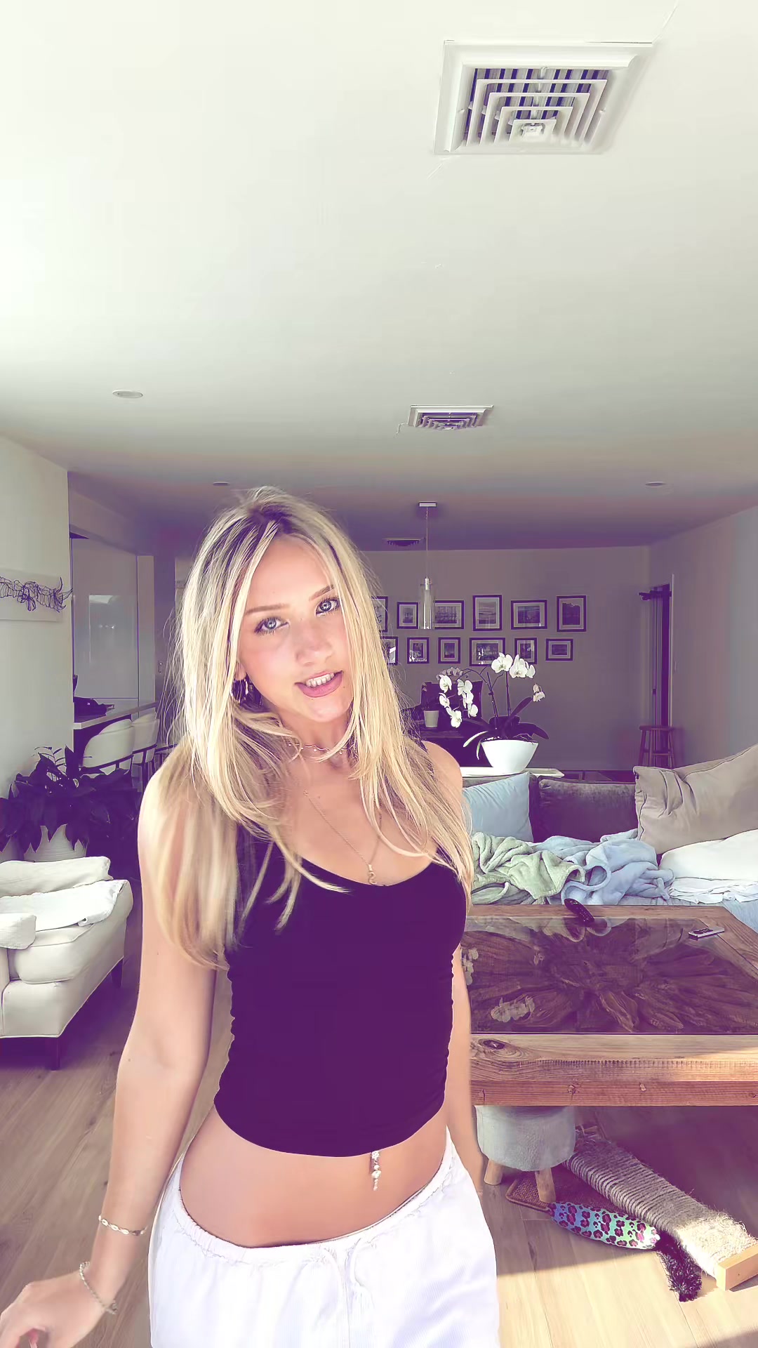 @localelotelovr