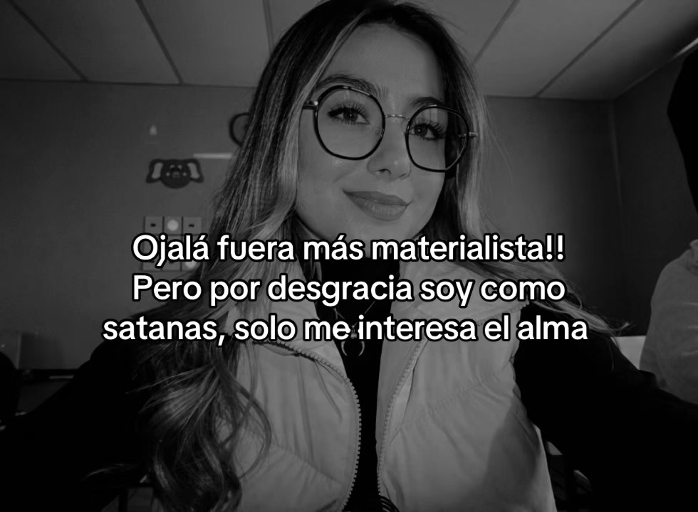 @LA VIVI 🦋
