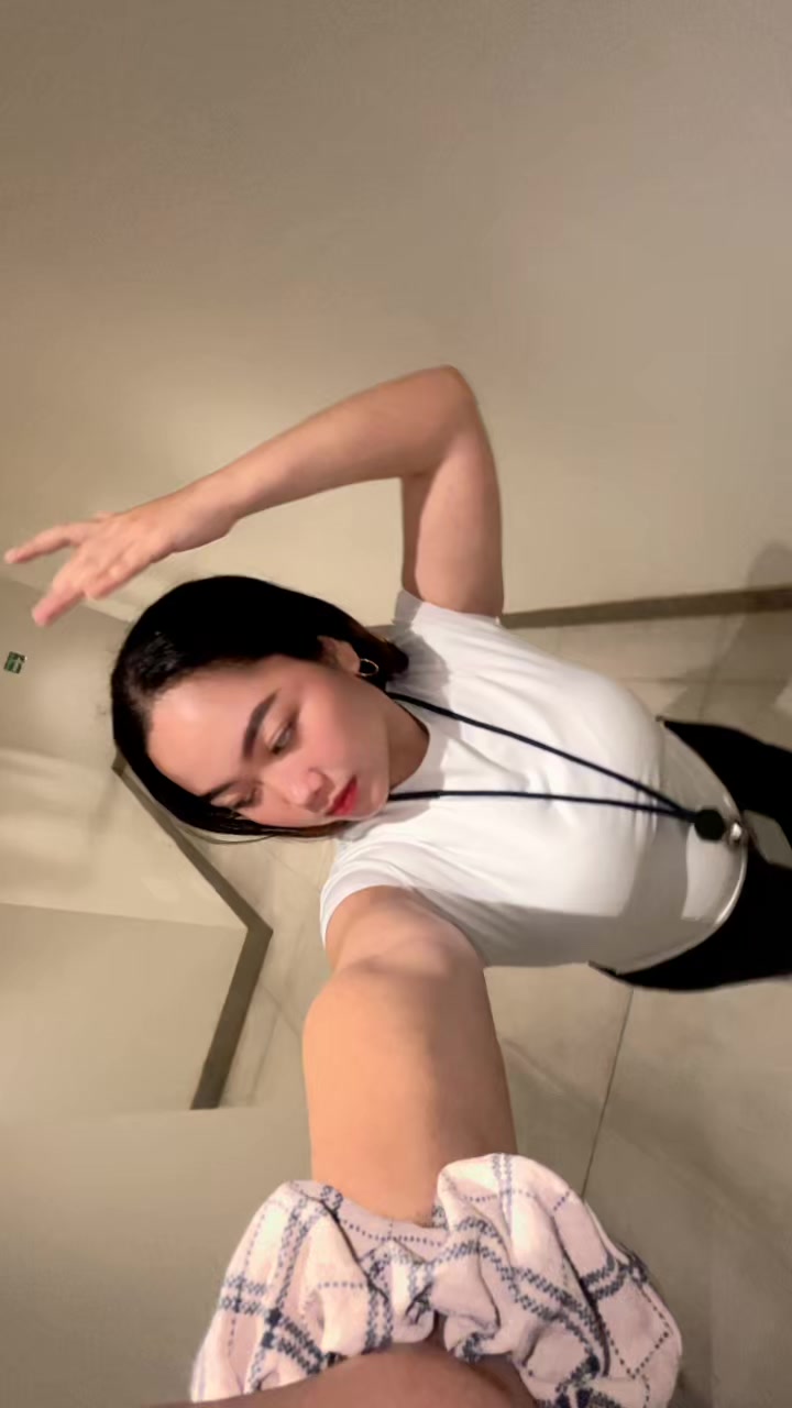 @Jlayyy