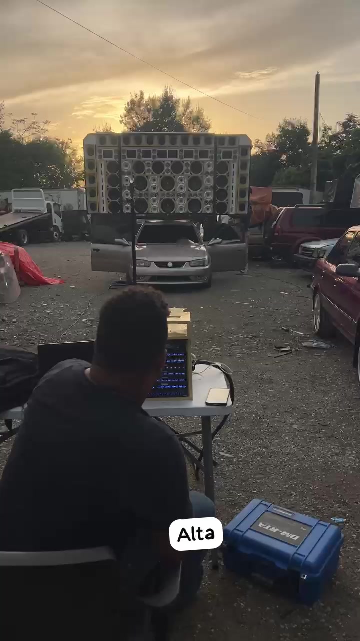 @.max.electronic