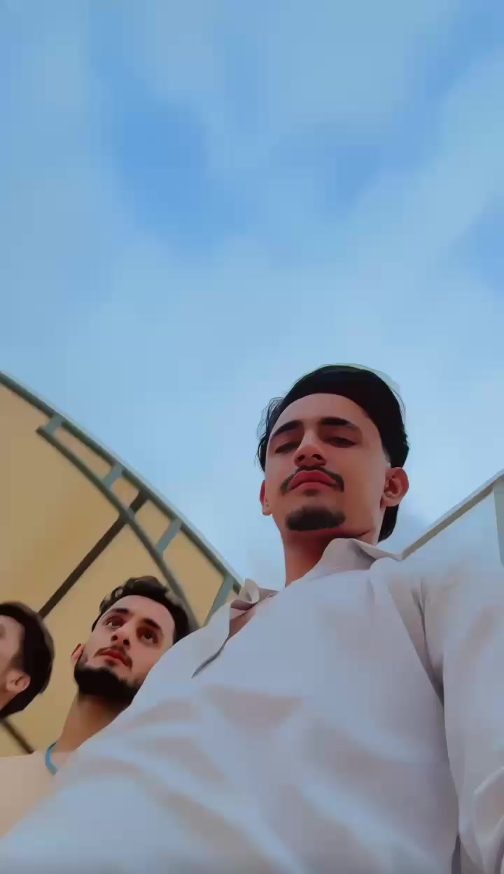 @شریف__بھائی😜