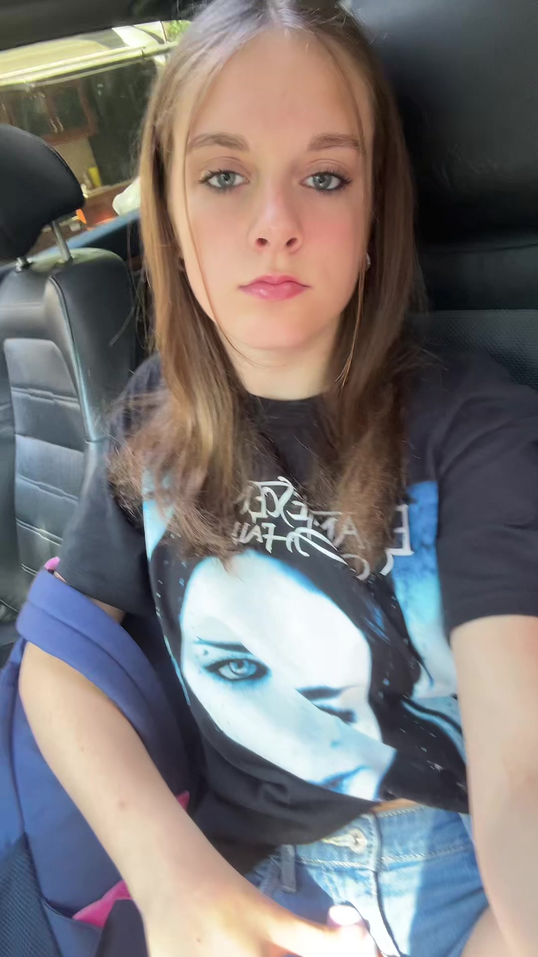 @OLIVIA🥋😏😛💕