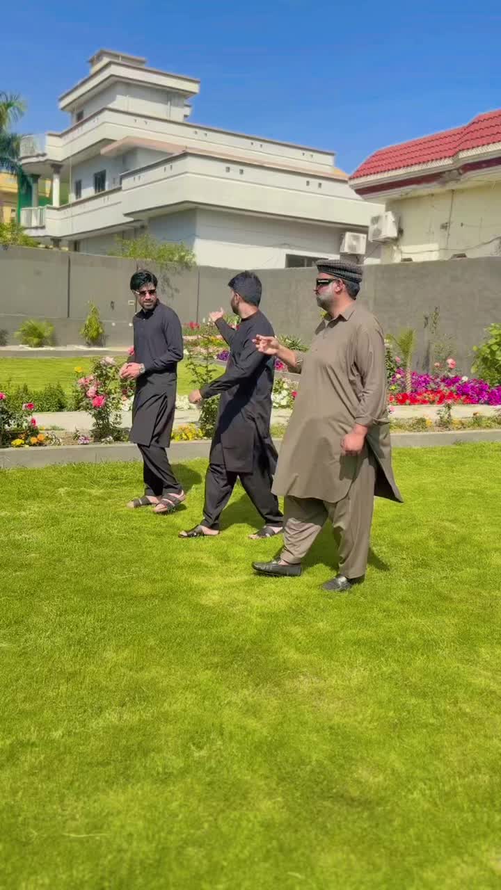 @Amir Shoukat Ch