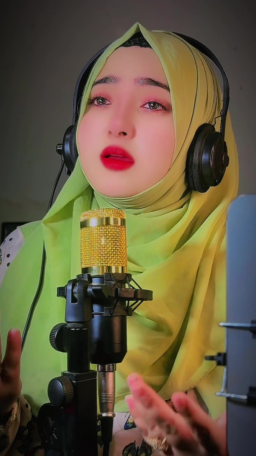 @Abida Malik 2.0