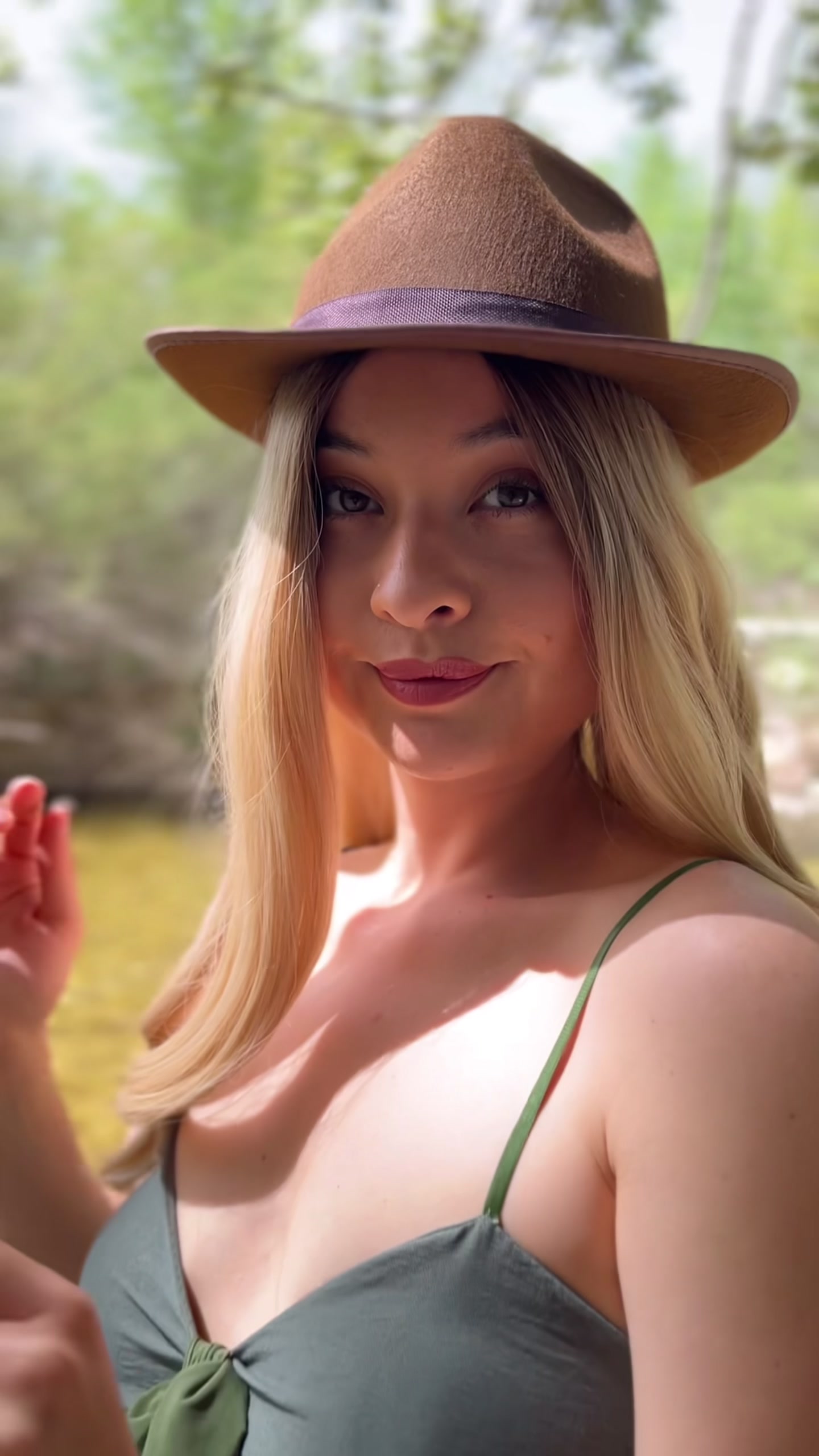 @lissabrownx
