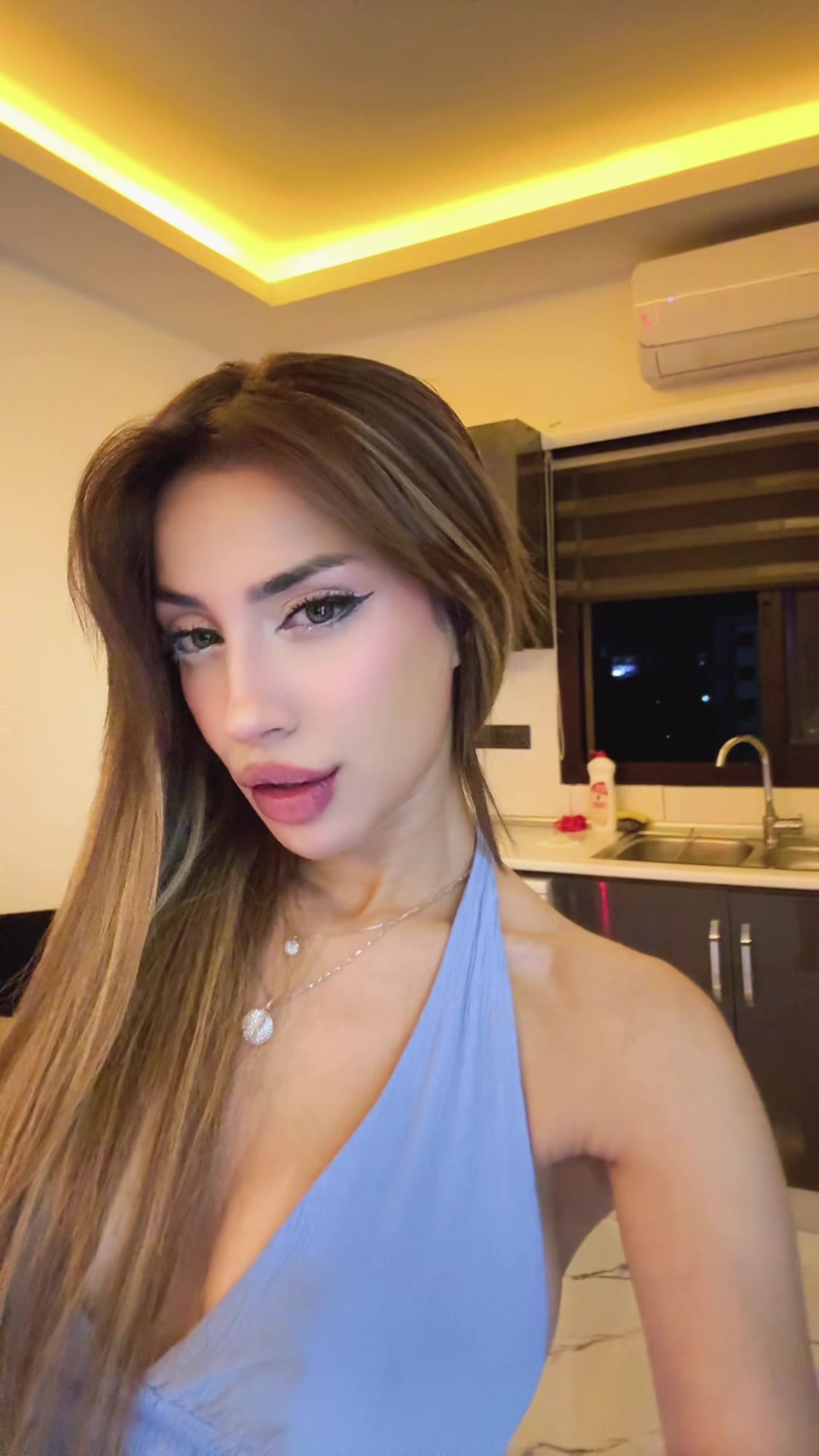 @nur0ztrk1