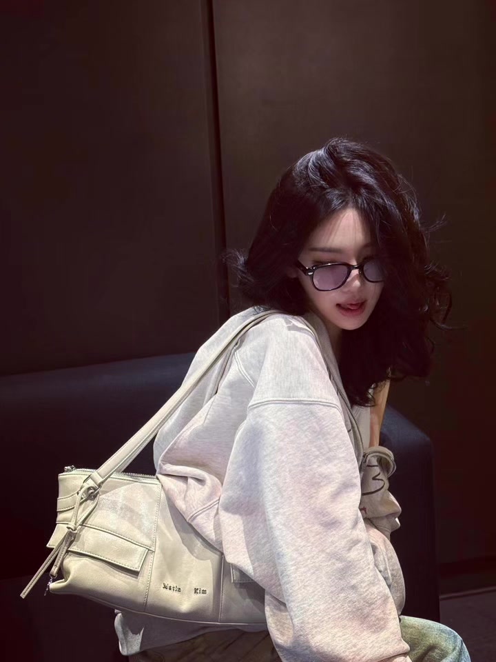 @kat
