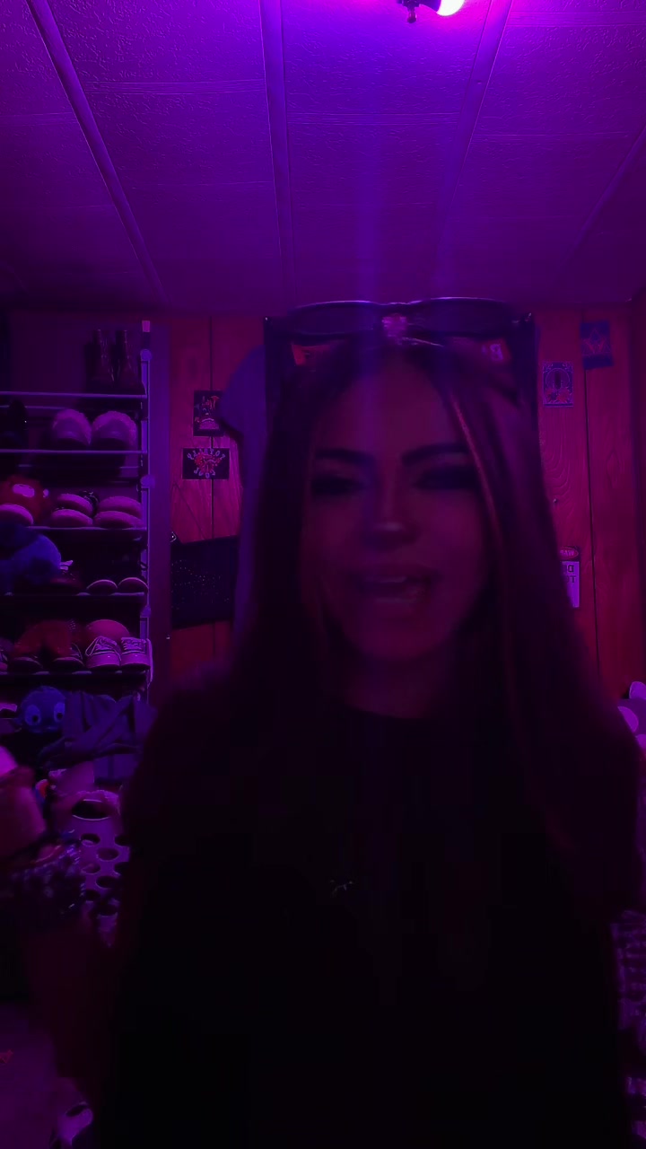 @Alexis🥀🎸🎧
