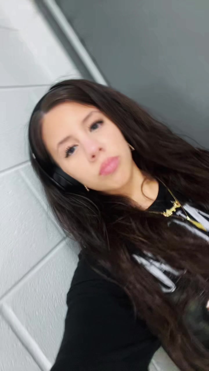 @Layla