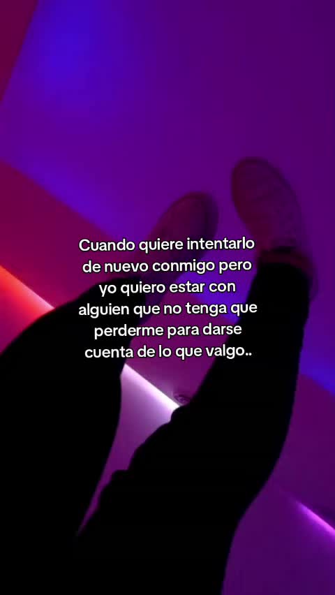 @Jocelyn Sauria Rex 🐦&zwj;🔥🦊🦖❤️