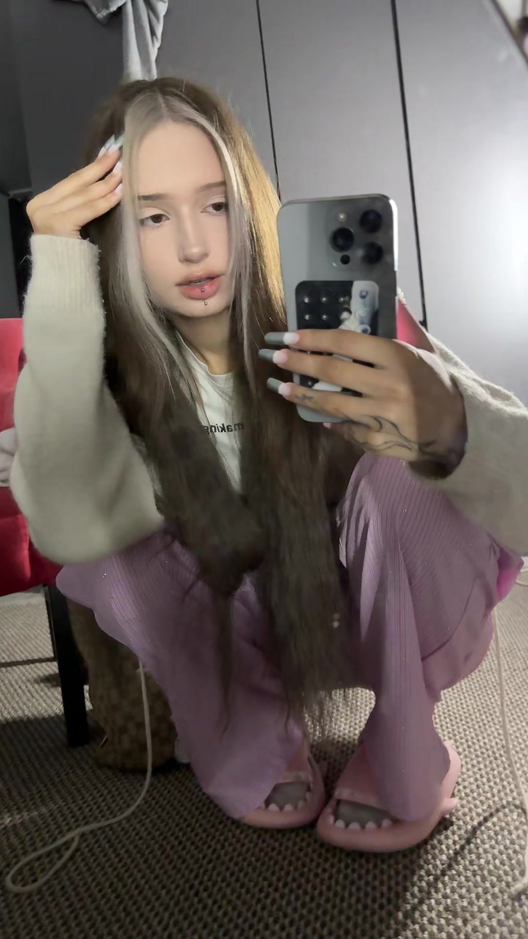@Пчела