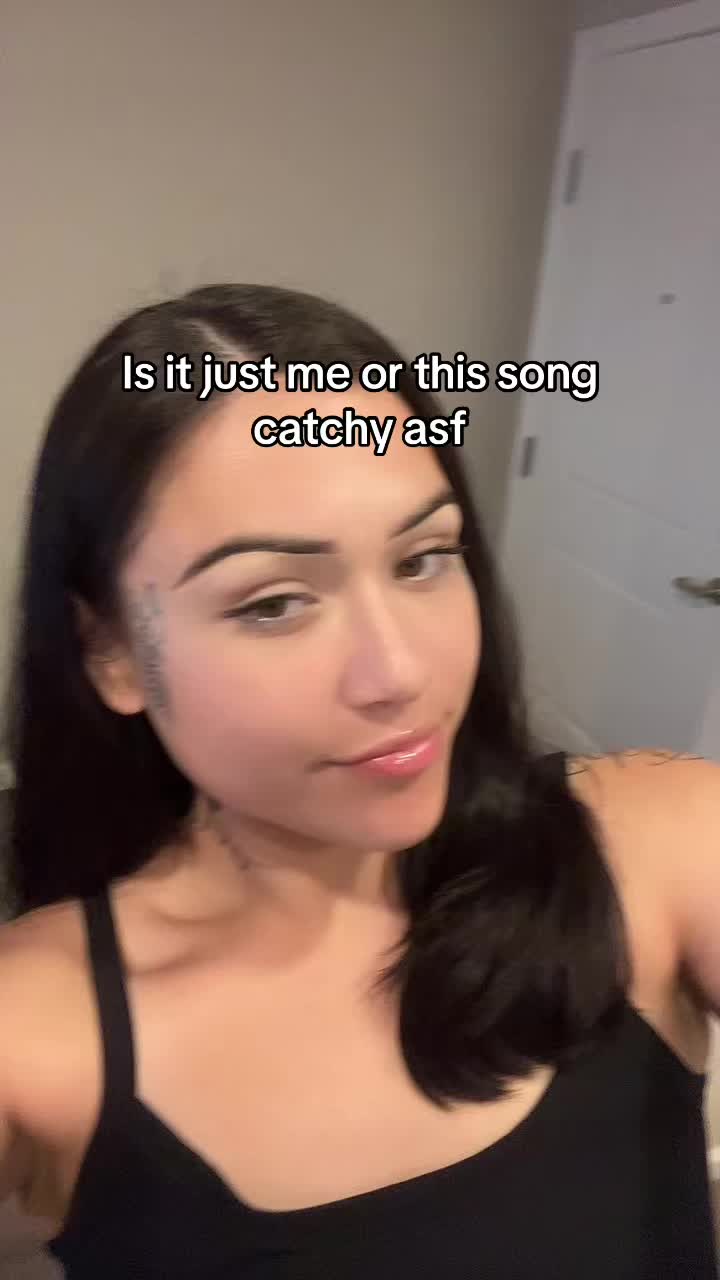@alinaa.559_