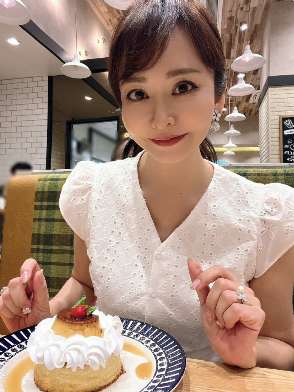 @mako 上品綺麗めスタイル