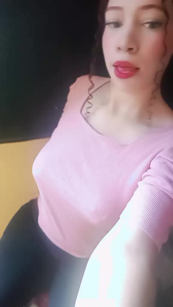 @la ni&ntilde;a 🇻🇪🍒🇵🇪de Aragua