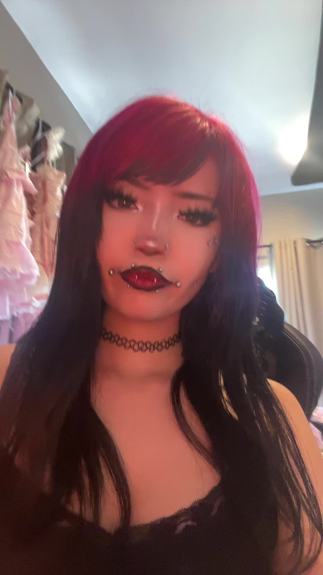 @twinkletoez28